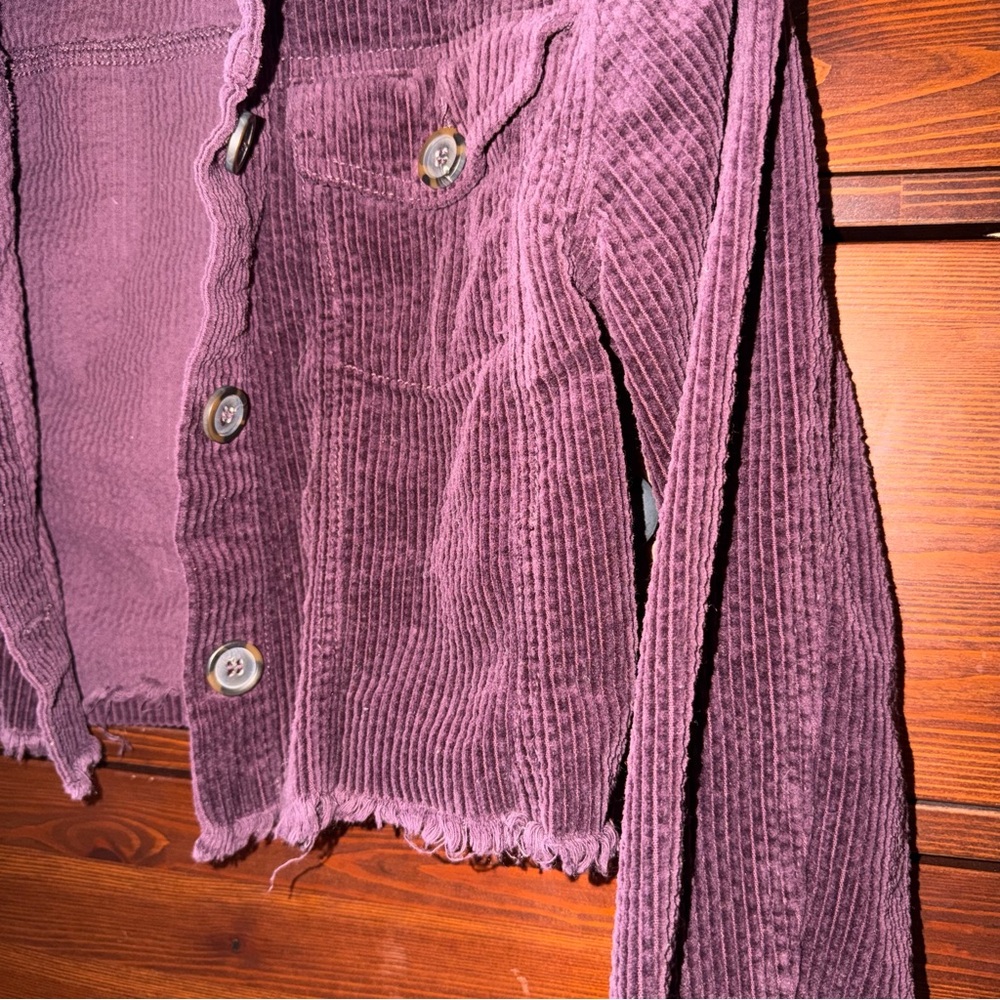 Love Tree Raw Hem Corduroy Jacket - Picture 4 of 7